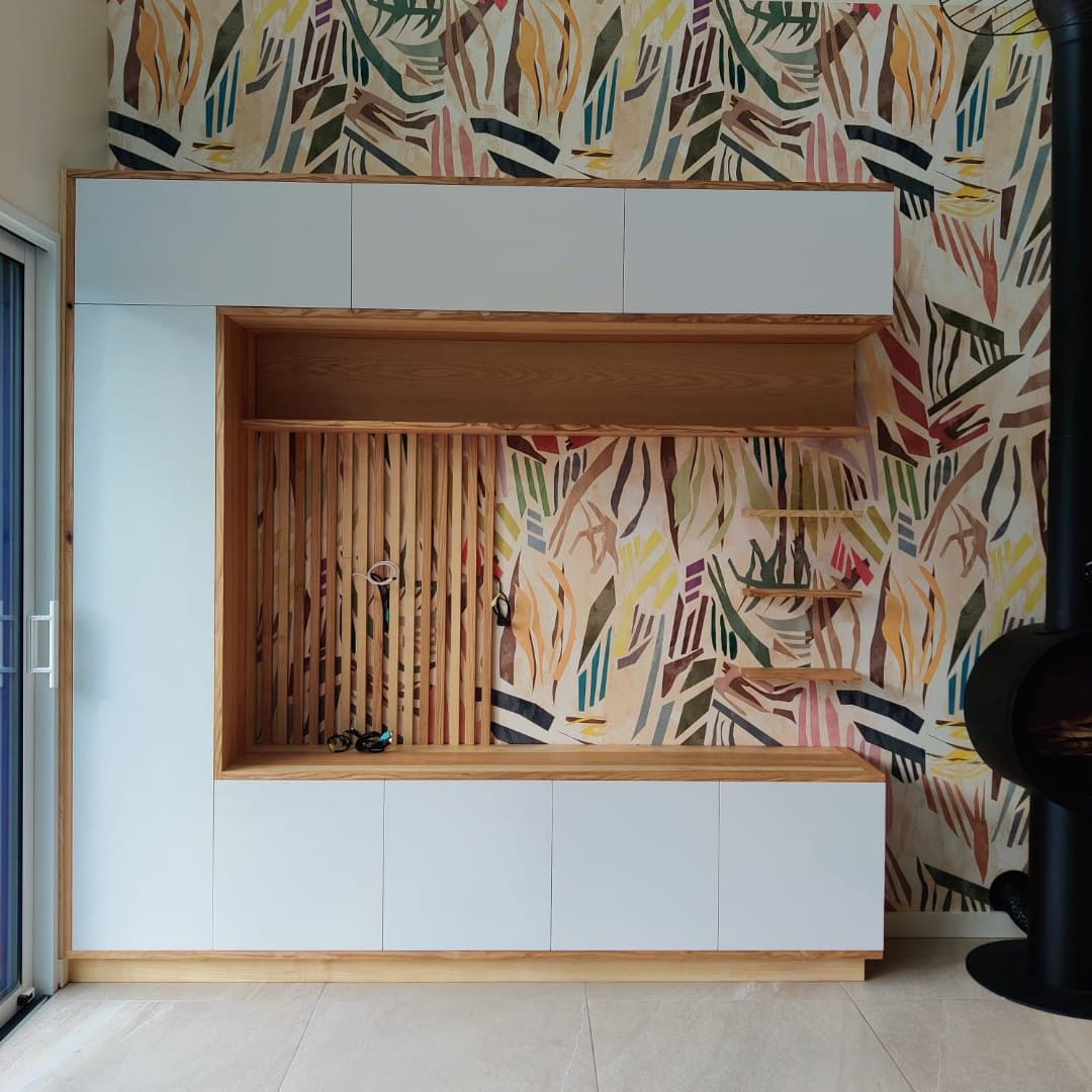 Meuble de télévision en frêne